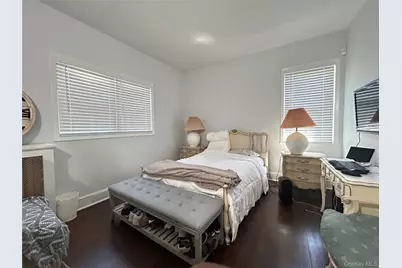 324 Hayward Avenue, Fleetwood, NY 10552 - Photo 9