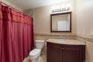 710 Broadway Ave, Brentwood, NY 11717 - Photo 11