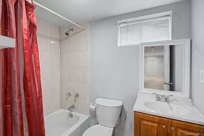 710 Broadway Avenue, Brentwood, NY 11717 - Photo 15