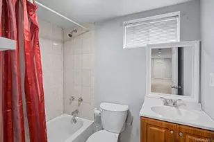 710 Broadway Ave, Brentwood, NY 11717 - Photo 15