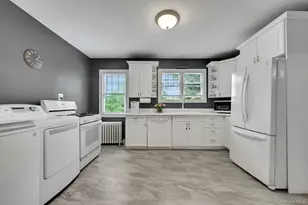 189 D Edgewater Park, Bronx, NY 10465 - Photo 9