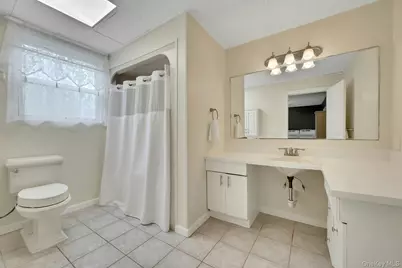 189D Edgewater Park #D, Bronx, NY 10465 - Photo 13