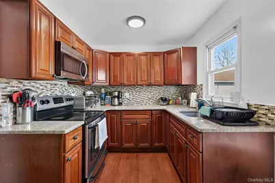 18 President Street, Freeport, NY 11520 - Photo 11