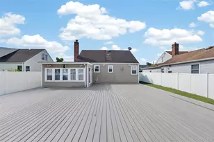 18 President St, Freeport, NY 11520 - Photo 25