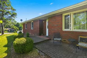 5 Oak Ridge Dr, New Windsor, NY 12553 - Photo 9