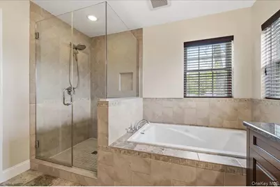 8 Manhattan Avenue, Centereach, NY 11720 - Photo 19