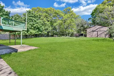 335 Babylon Street, Islip Terrace, NY 11752 - Photo 23