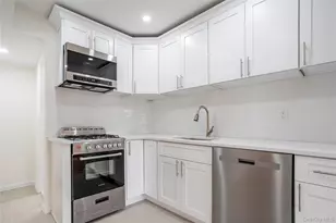 33 Marc St, New York, NY 10314 - Photo 9