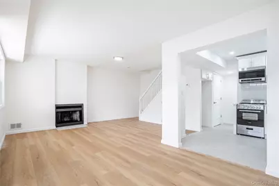 33 Marc Street, New York, NY 10314 - Photo 5
