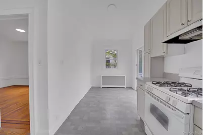 234 Sycamore Street, West Hempstead, NY 11552 - Photo 9