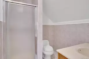 234 Sycamore St, West Hempstead, NY 11552 - Photo 19