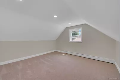 11 Parkwood Road, Westbury, NY 11590 - Photo 17