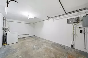 160-19 88th St, Howard Beach, NY 11414 - Photo 23