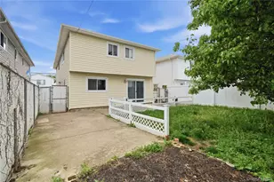 160-19 88th St, Howard Beach, NY 11414 - Photo 29