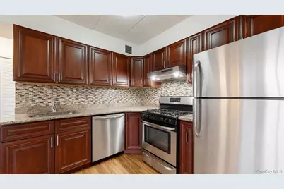 76-01 113th Street #6D, Forest Hills, NY 11375 - Photo 3