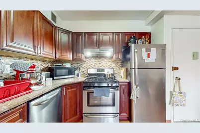 76-01 113th Street #6D, Forest Hills, NY 11375 - Photo 5