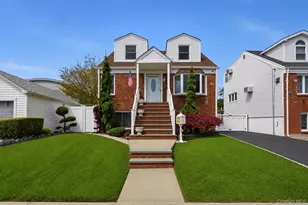 160-44 98th St, Howard Beach, NY 11414 - Photo 1