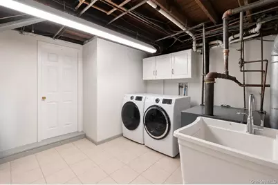 160-44 98th Street, Howard Beach, NY 11414 - Photo 15