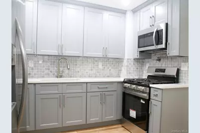 154-05 118th Avenue, Jamaica, NY 11434 - Photo 5