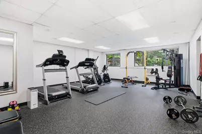 2261 Palmer Avenue #4L, New Rochelle, NY 10801 - Photo 23