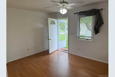 15 Donald Street, Port Jefferson Station, NY 11776 - Photo 7