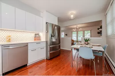 132 Litchfield Avenue, Babylon, NY 11702 - Photo 7