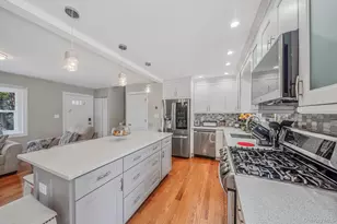 52 Garden Ln, Centereach, NY 11720 - Photo 5