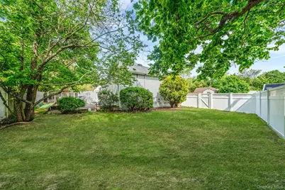 52 Garden Lane, Centereach, NY 11720 - Photo 21