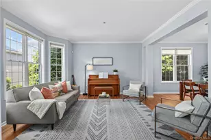 65 Eldorado Ct, White Plains, NY 10603 - Photo 3