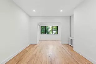 90-16 102nd St, Richmond Hill, NY 11418 - Photo 9