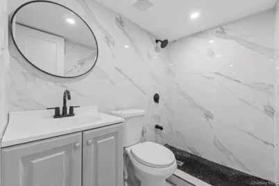 9016 102nd Street, Richmond Hill, NY 11418 - Photo 19
