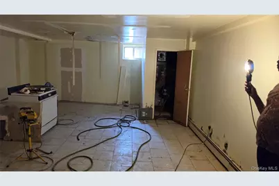 1390 Bristow Street, Bronx, NY 10459 - Photo 7