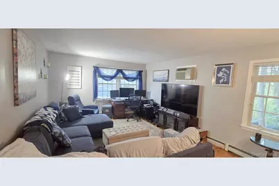36 E Washington Place, White Plains, NY 10603 - Photo 3
