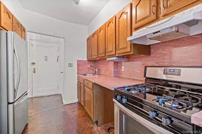 70 Sherman Avenue #3H, Yonkers, NY 10705 - Photo 7