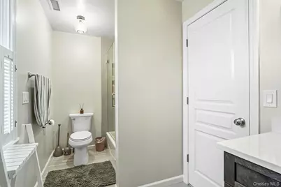 70 Orchard Place, Thornwood, NY 10594 - Photo 33