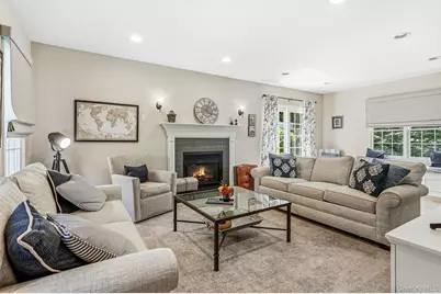 70 Orchard Place, Thornwood, NY 10594 - Photo 9