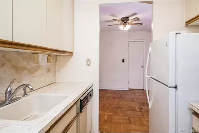 6300 Riverdale Avenue #1B, Bronx, NY 10471 - Photo 9