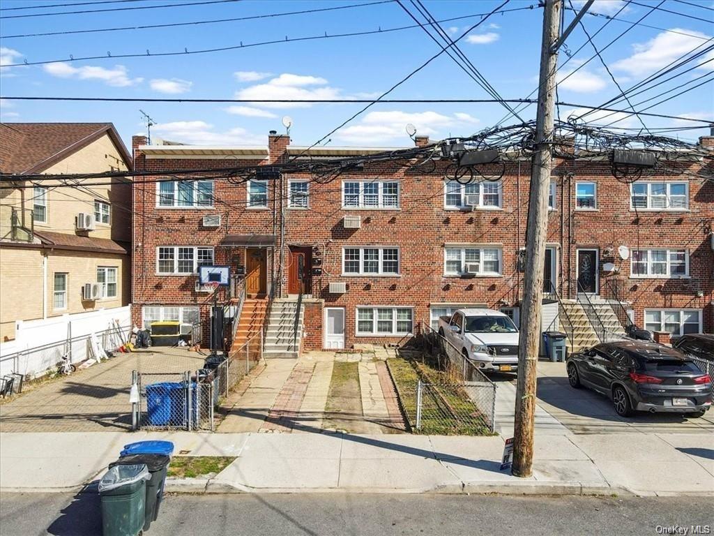 256 Robinson Ave, Bronx, NY 10465 - MLS H6251213 - Coldwell Banker