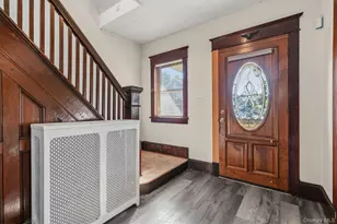 32 Kingston Ave, Port Jervis, NY 12771 - Photo 5