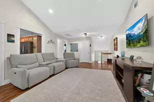 198 Eagle Ridge Way, Nanuet, NY 10954 - Photo 9