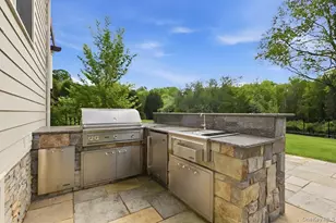 16 Austin Pl, Briarcliff Manor, NY 10510 - Photo 15