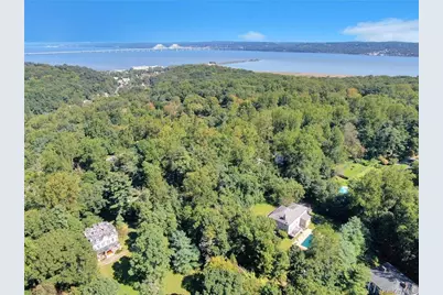 4 Deer Run, Sparkill, NY 10976 - Photo 33