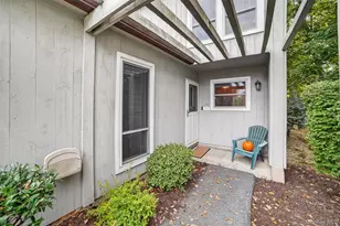 1 Woods View Ct, Yorktown Heights, NY 10598 - Photo 3