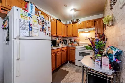 937 Croes Avenue, Bronx, NY 10473 - Photo 9