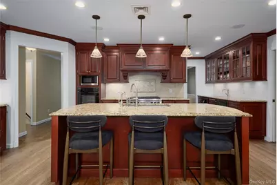 26 Plumwood Road, Briarcliff Manor, NY 10510 - Photo 9