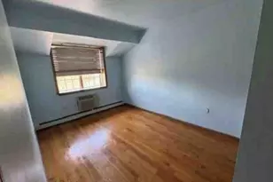 94-24 Magnolia Ct, Jamaica, NY 11417 - Photo 7