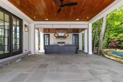 104 Premium Point Road, Mamaroneck, NY 10801 - Photo 29