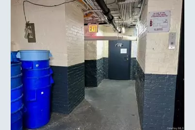 590 E Third Street #4O, Mount Vernon, NY 10553 - Photo 5