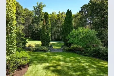 17 Cowdray Park Drive, Armonk, NY 10504 - Photo 33