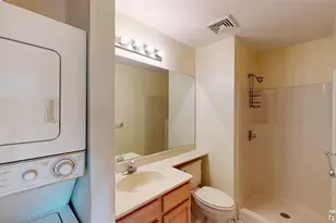 1004 Washington Green, New Windsor, NY 12553 - Photo 21